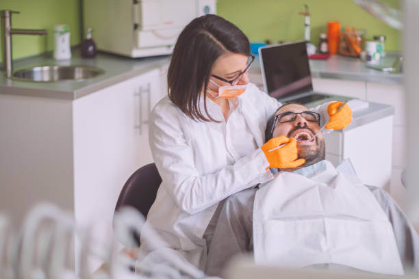 Best Emergency Dental Extractions in Compo, CT