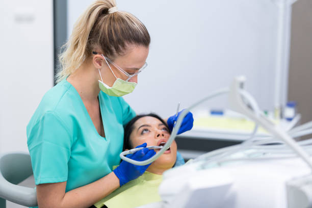 Best Mobile Emergency Dentist in Compo, CT